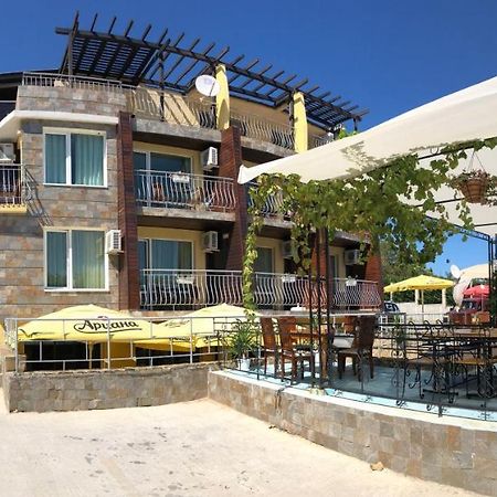Family Hotel Littoral Sozopol Exteriör bild