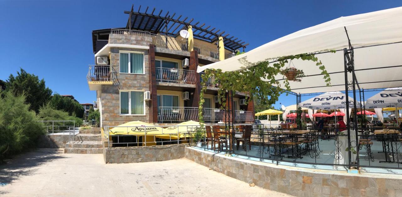 Family Hotel Littoral Sozopol Exteriör bild
