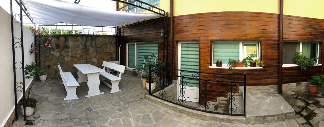 Family Hotel Littoral Sozopol Exteriör bild