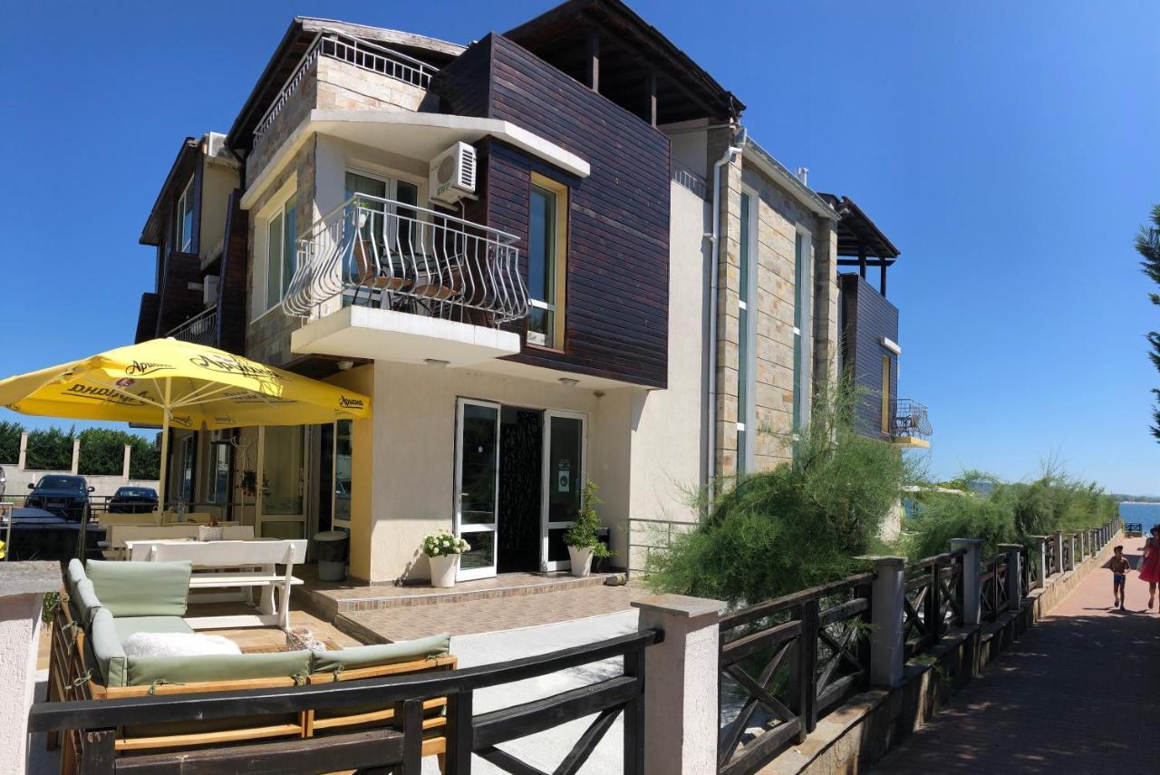 Family Hotel Littoral Sozopol Exteriör bild