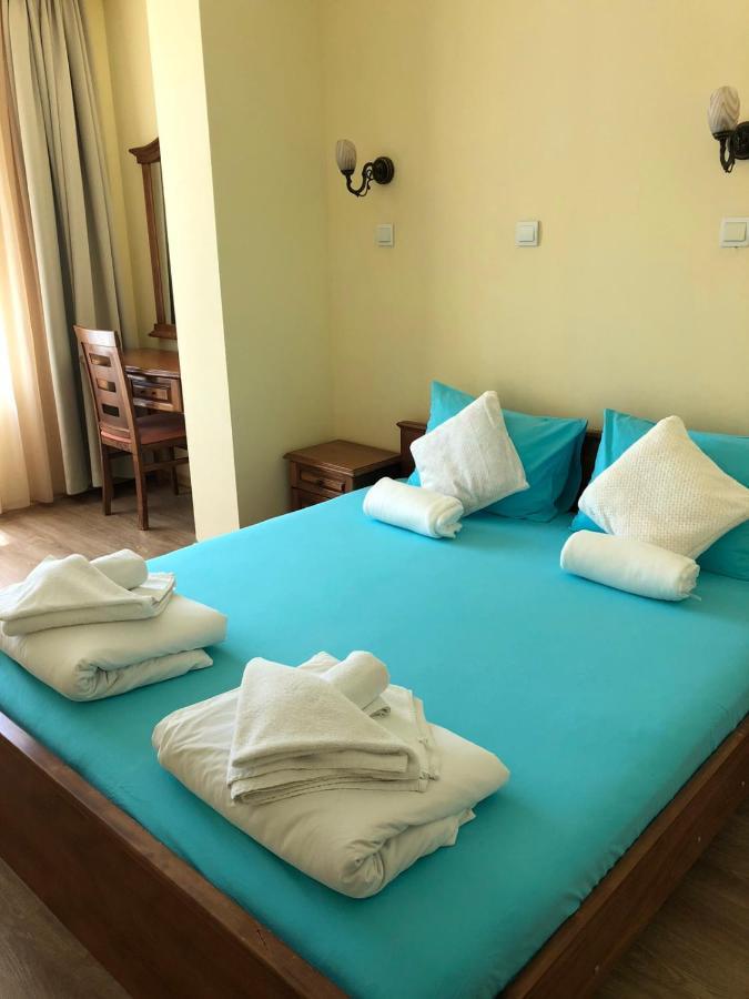 Family Hotel Littoral Sozopol Exteriör bild