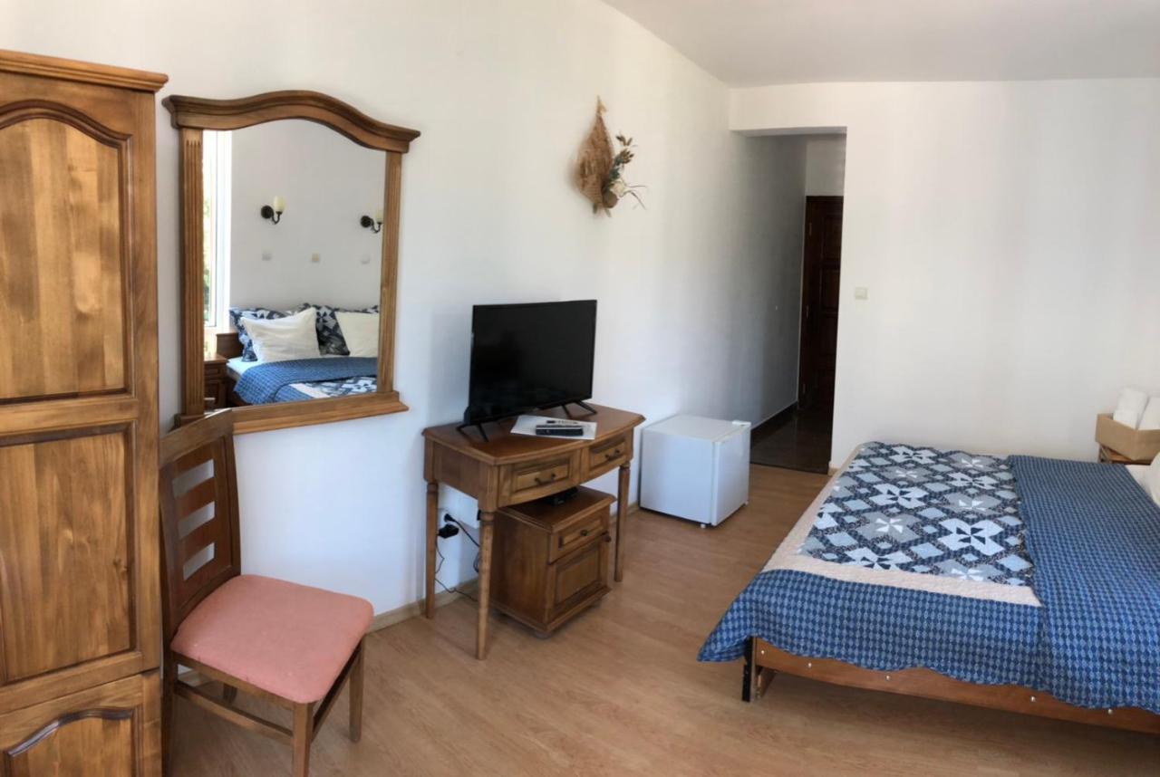 Family Hotel Littoral Sozopol Exteriör bild